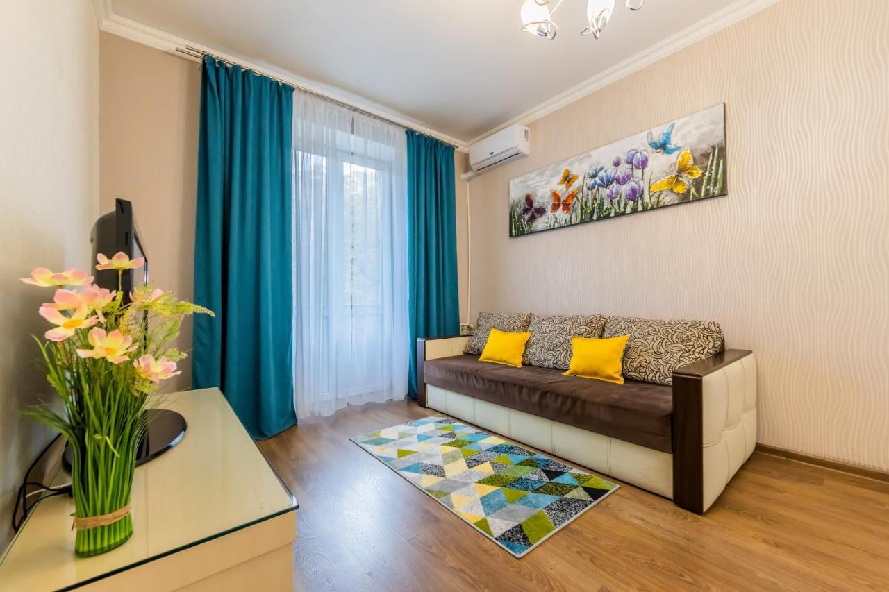 2К Квартира На Шота Руставелі, Бессарабка Киев Экстерьер фото