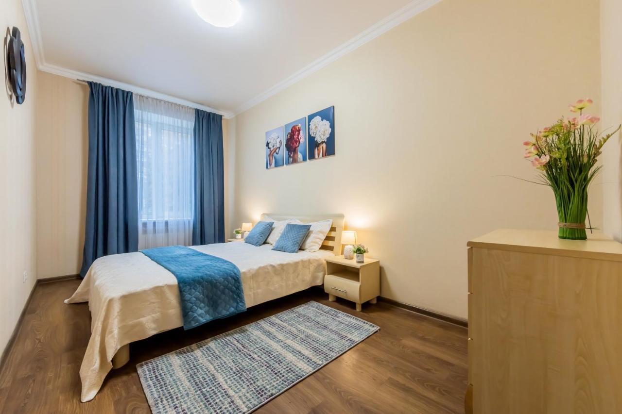 2К Квартира На Шота Руставелі, Бессарабка Киев Экстерьер фото