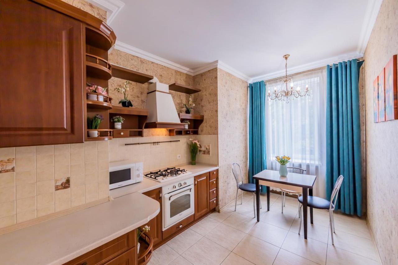 2К Квартира На Шота Руставелі, Бессарабка Киев Экстерьер фото